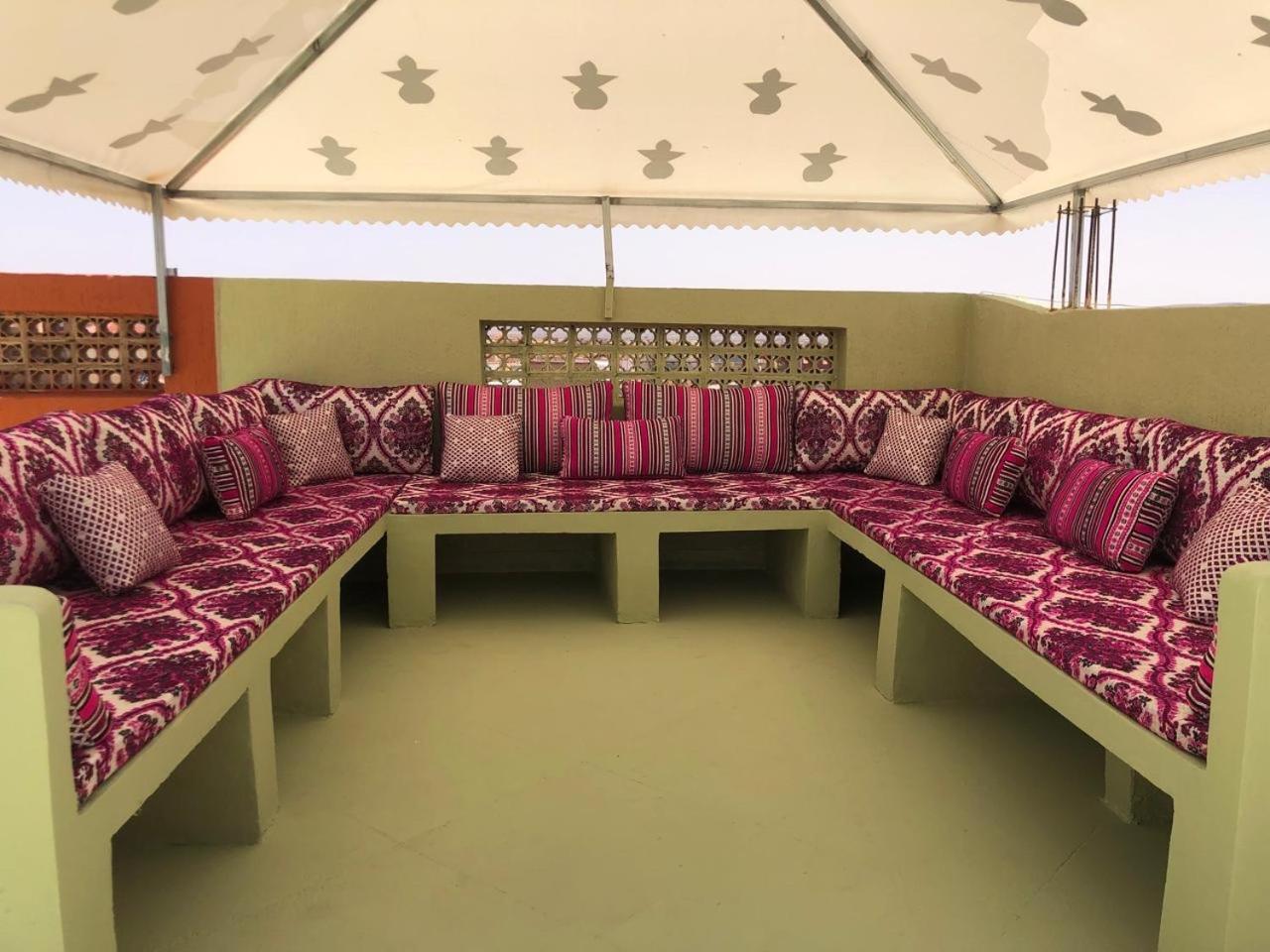 Karaz Homestay Grand Appartement Avec Rooftop Monte Arrouit Luaran gambar